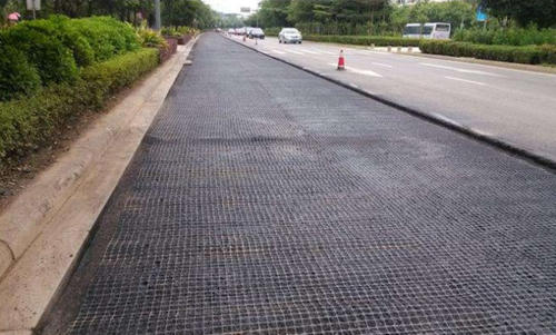 玻璃钢地格栅是玻纤土工格栅的一种吗？